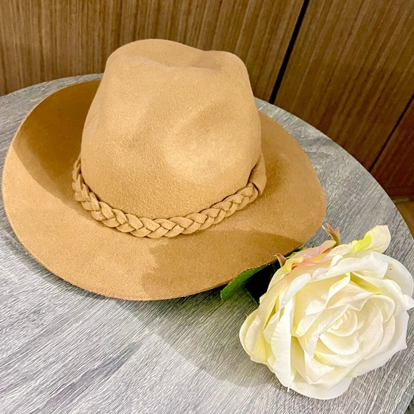 Accessories - Wool Felt Hat